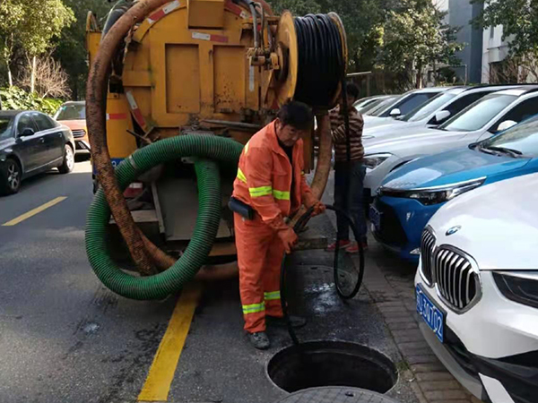 开鲁排污管道清淤